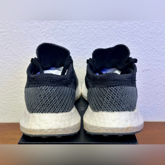 Adidas Pureboost Go Athletic
Lace Up Training Shoe Unisex
Size 6 Black - Picture 4 of 8